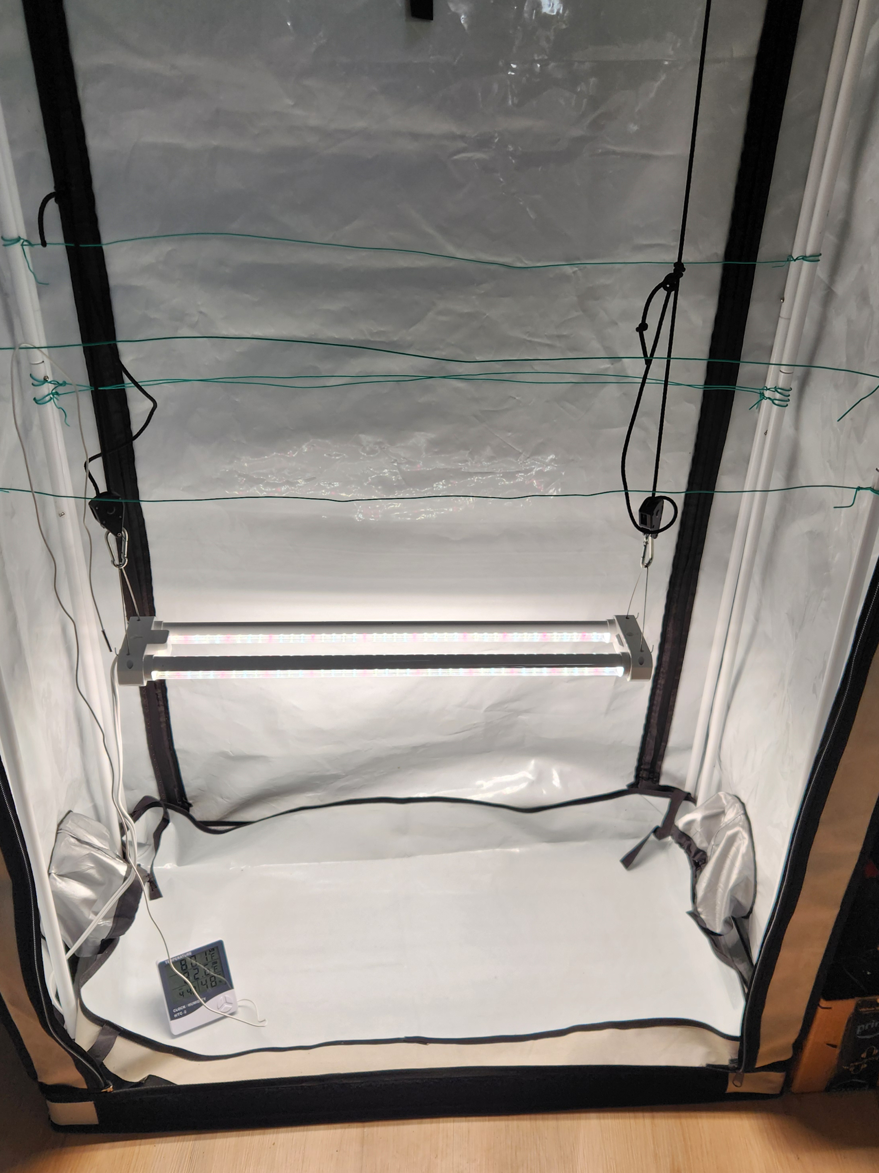 clone  tent